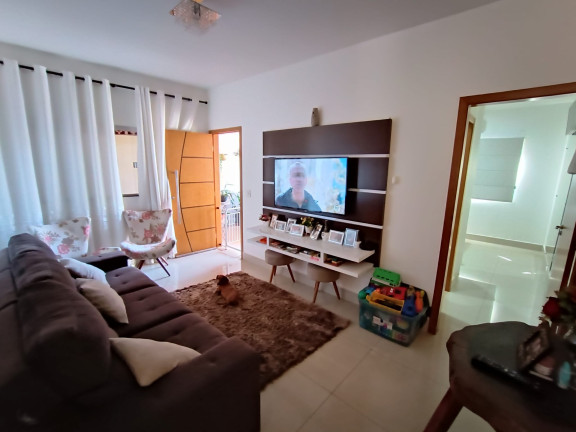 Imagem Imóvel com 
            	3             Quartos à Venda, 130 m² em 
            	Jardim Pampulha             - 
            	Aparecida De Goiania            