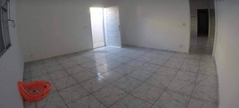 Imagem Sobrado com 2 Quartos à Venda, em Tude Bastos - Praia Grande Imagem Sobrado com 2 Quartos à Venda, em Tude Bastos - Praia Grande