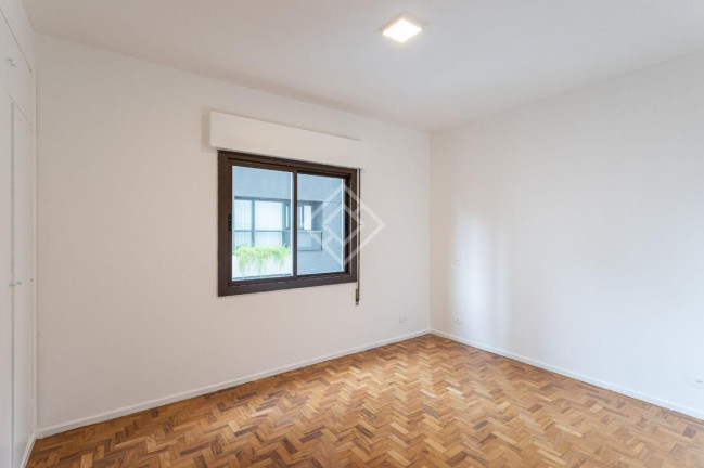 Imagem Apartamento com 3 Quartos à Venda, 187 m² em Itaim Bibi - São Paulo