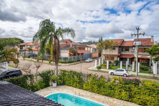 Imagem Casa com 4 Quartos à Venda, 285 m² em Espírito Santo - Porto Alegre