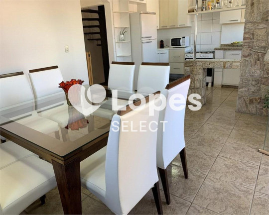 Imagem Sobrado com 3 Quartos à Venda, 279 m² em Jardim Das Palmeiras - Valinhos Imagem Sobrado com 3 Quartos à Venda, 279 m² em Jardim Das Palmeiras - Valinhos