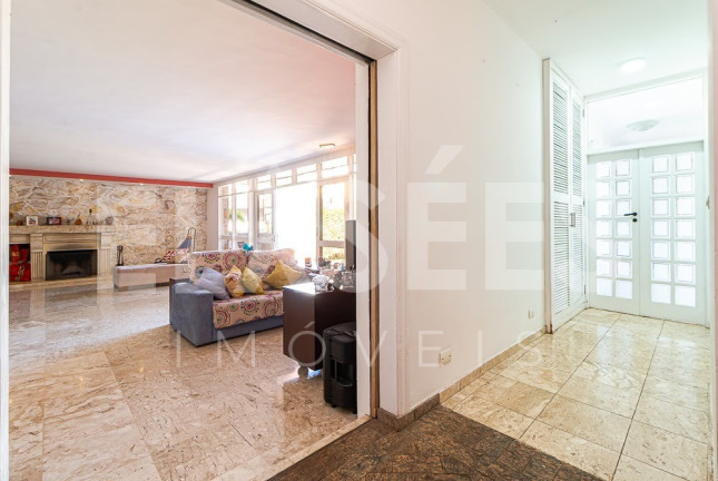 Imagem Sobrado com 5 Quartos à Venda, 550 m² em Alto Da Boa Vista - São Paulo Imagem Sobrado com 5 Quartos à Venda, 550 m² em Alto Da Boa Vista - São Paulo