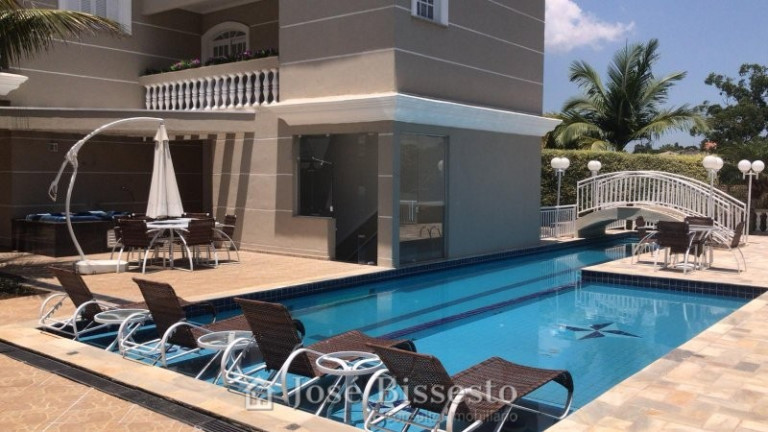 Imagem Casa com 5 Quartos à Venda, 980 m² em Granja Viana - Carapicuiba Imagem Casa com 5 Quartos à Venda, 980 m² em Granja Viana - Carapicuiba