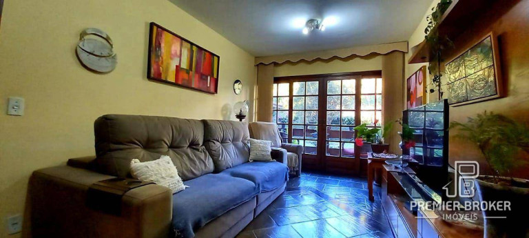 Imagem Casa com 4 Quartos à Venda, 200 m² em Albuquerque - Teresópolis Imagem Casa com 4 Quartos à Venda, 200 m² em Albuquerque - Teresópolis