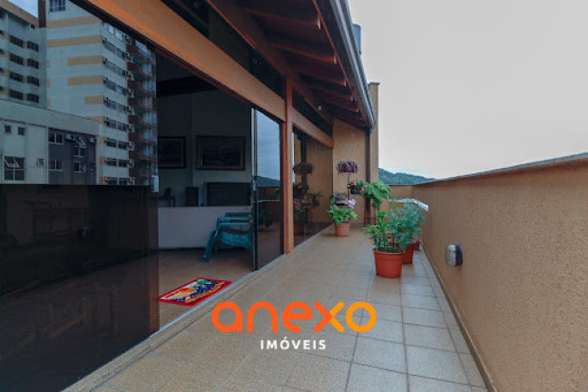 Imagem Apartamento com 6 Quartos à Venda, 400 m² em Ponta Aguda - Blumenau