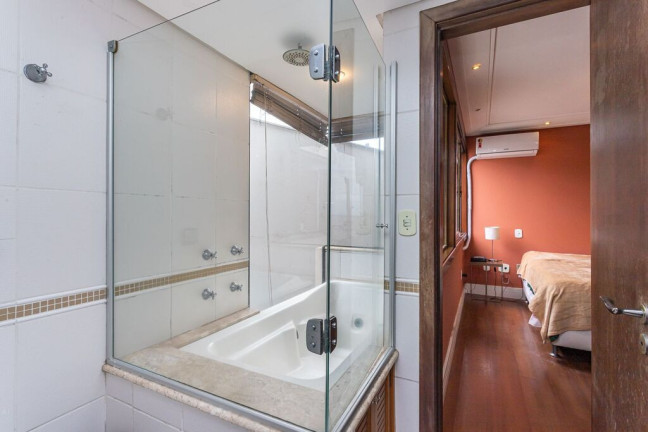 Imagem Casa de Condomínio com 3 Quartos à Venda, 200 m² em Vila Assunção - Porto Alegre Imagem Casa de Condomínio com 3 Quartos à Venda, 200 m² em Vila Assunção - Porto Alegre