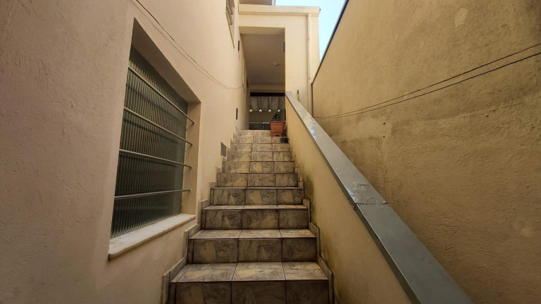 Imagem Casa com 9 Quartos à Venda, 196 m² em Helena Maria - Osasco Imagem Casa com 9 Quartos à Venda, 196 m² em Helena Maria - Osasco