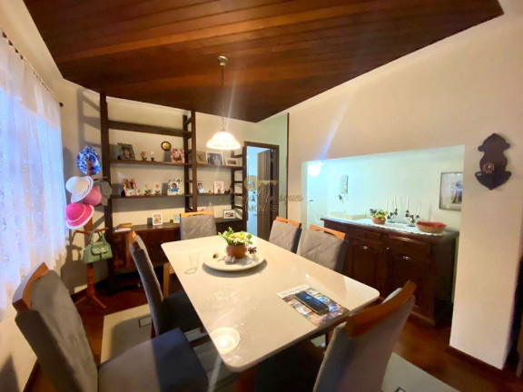 Imagem Casa com 4 Quartos à Venda, 160 m² em Quebra Frascos - Teresópolis Imagem Casa com 4 Quartos à Venda, 160 m² em Quebra Frascos - Teresópolis