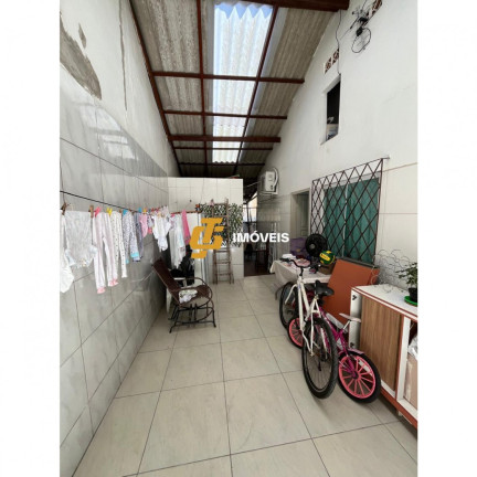 Imagem Casa com 3 Quartos à Venda, 193 m² em Monte Alegre - Camboriú