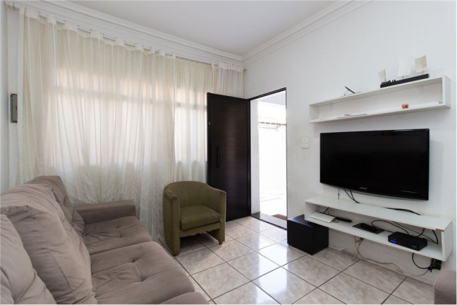 Imagem Casa com 3 Quartos à Venda, em Vila Mariana - São Paulo Imagem Casa com 3 Quartos à Venda, em Vila Mariana - São Paulo