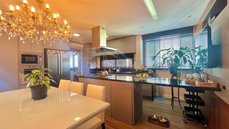 Imagem Apartamento com 3 Quartos à Venda, 142 m² em Centro - Florianópolis