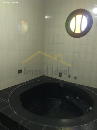 Imagem Casa com 3 Quartos à Venda, 480 m² em Vila Amélia - Pinhais Imagem Casa com 3 Quartos à Venda, 480 m² em Vila Amélia - Pinhais