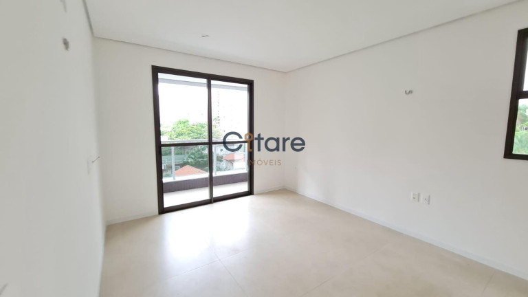 Apartamento com 3 Quartos à Venda,  em Meireles - Fortaleza