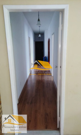 Imagem Casa com 3 Quartos à Venda, 250 m² em Parque São Clemente - Nova Friburgo Imagem Casa com 3 Quartos à Venda, 250 m² em Parque São Clemente - Nova Friburgo