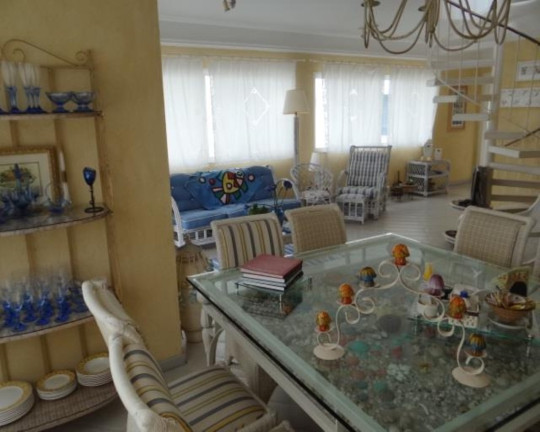 Imagem Imóvel com 3 Quartos à Venda, 300 m² em Pitangueiras - Guarujá Imagem Imóvel com 3 Quartos à Venda, 300 m² em Pitangueiras - Guarujá