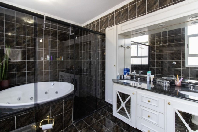 Imagem Casa com 4 Quartos à Venda, 430 m² em Vila Galvão - Guarulhos Imagem Casa com 4 Quartos à Venda, 430 m² em Vila Galvão - Guarulhos