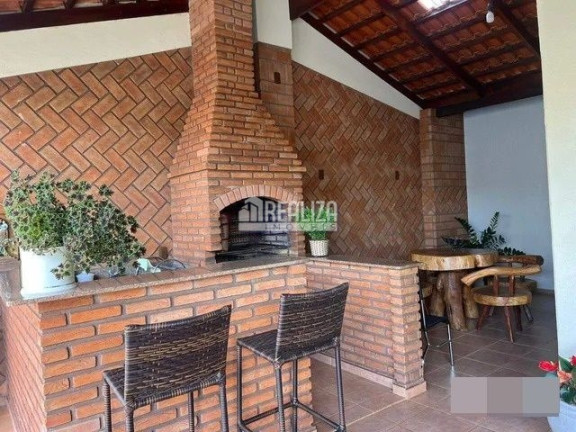 Imagem Casa com 4 Quartos à Venda, 360 m² em Olinda - Uberaba Imagem Casa com 4 Quartos à Venda, 360 m² em Olinda - Uberaba