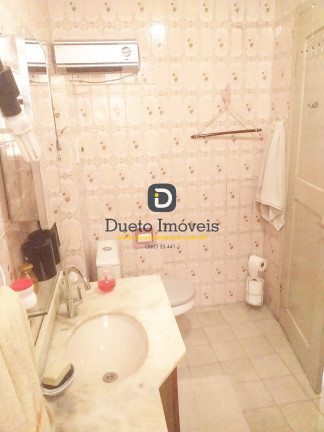 Imagem Casa com 3 Quartos à Venda, 158 m² em Centro - Santa Maria