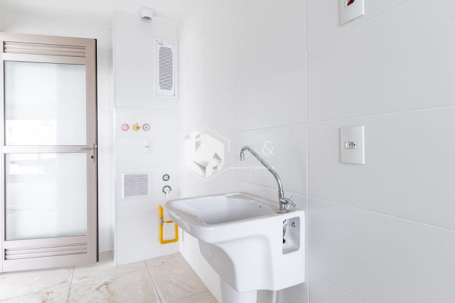 Imagem Apartamento com 3 Quartos à Venda, 144 m² em Sumarezinho - São Paulo Imagem Apartamento com 3 Quartos à Venda, 144 m² em Sumarezinho - São Paulo