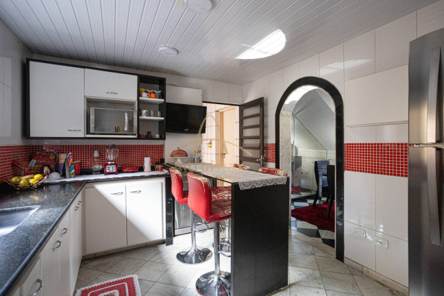 Imagem Casa com 4 Quartos à Venda, 511 m² em Vila Yolanda - Osasco