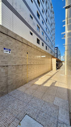 Imagem Kitnet à Venda, 28 m² em Mirim - Praia Grande Imagem Kitnet à Venda, 28 m² em Mirim - Praia Grande