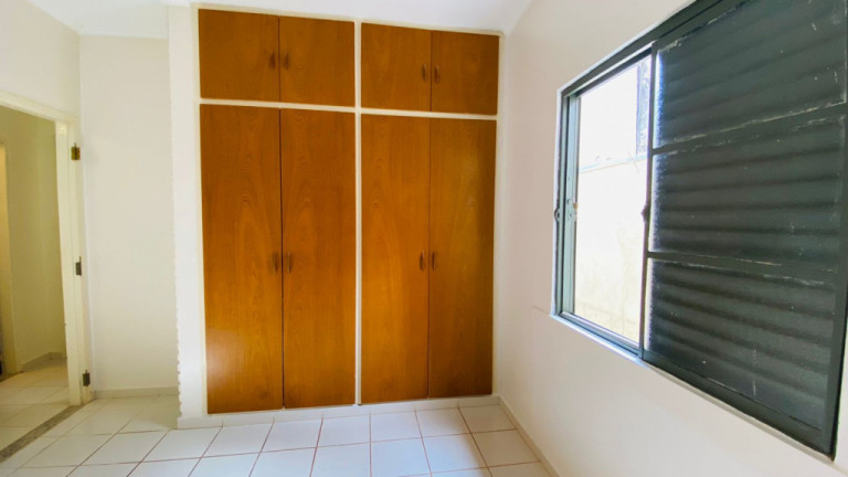 Imagem Casa com 4 Quartos à Venda, 162 m² em Jardim São José - Ribeirão Preto Imagem Casa com 4 Quartos à Venda, 162 m² em Jardim São José - Ribeirão Preto
