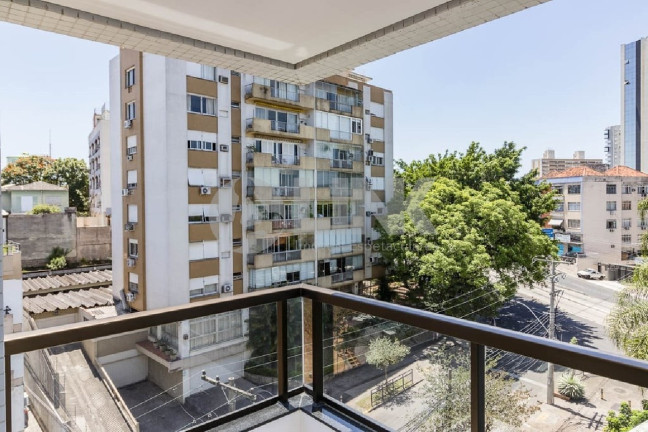 Imagem Apartamento com 3 Quartos à Venda, 123 m² em Petrópolis - Porto Alegre Imagem Apartamento com 3 Quartos à Venda, 123 m² em Petrópolis - Porto Alegre