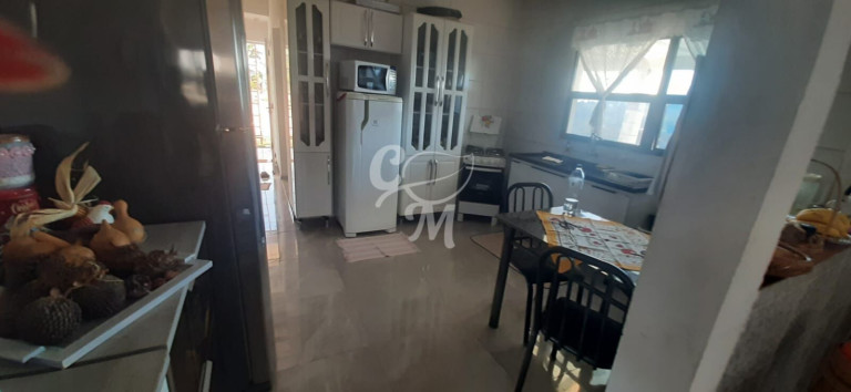 Imagem Imóvel com 3 Quartos à Venda, 2.000 m² em Centro - Guararema Imagem Imóvel com 3 Quartos à Venda, 2.000 m² em Centro - Guararema