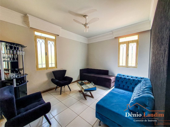 Imagem Casa com 3 Quartos à Venda, 200 m² em Morada Do Parque - Montes Claros