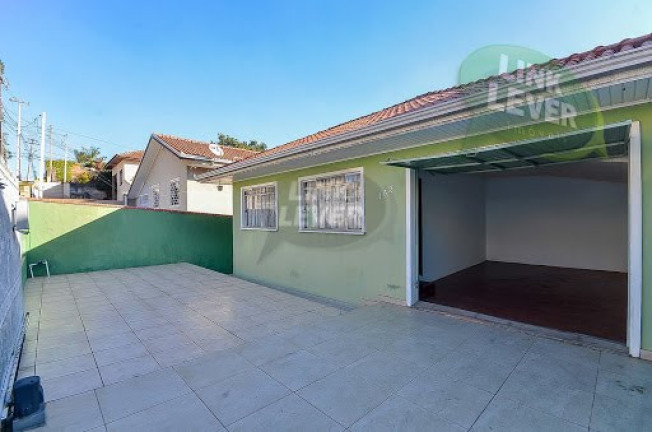Imagem Casa com 5 Quartos à Venda, 200 m² em Tingui - Curitiba