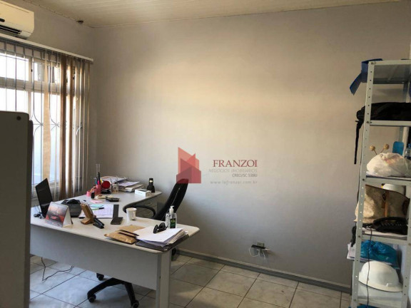 Imagem Casa com 3 Quartos à Venda, 105 m² em São João - Itajaí Imagem Casa com 3 Quartos à Venda, 105 m² em São João - Itajaí