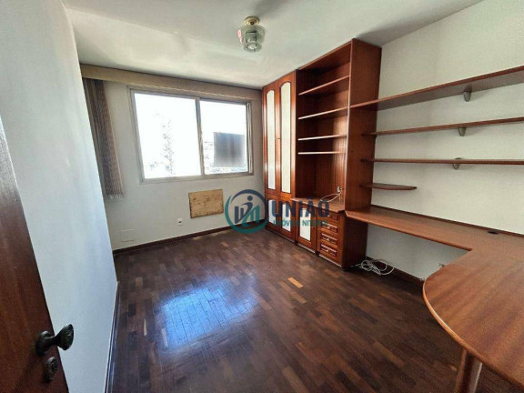 Imagem Apartamento com 3 Quartos à Venda, 130 m² em Icaraí - Niterói