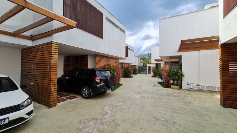 Imagem Casa com 3 Quartos à Venda, em Camburi - São Sebastião Imagem Casa com 3 Quartos à Venda, em Camburi - São Sebastião