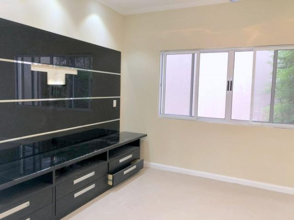 Imagem Casa com 4 Quartos à Venda, 355 m² em Golf Village - Carapicuíba Imagem Casa com 4 Quartos à Venda, 355 m² em Golf Village - Carapicuíba