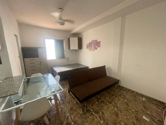 Imagem Kitnet à Venda, 32 m² em Guilhermina - Praia Grande Imagem Kitnet à Venda, 32 m² em Guilhermina - Praia Grande