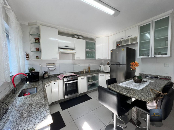 Imagem Casa com 3 Quartos à Venda, 171 m² em Jardim Jamaica - Santo André Imagem Casa com 3 Quartos à Venda, 171 m² em Jardim Jamaica - Santo André