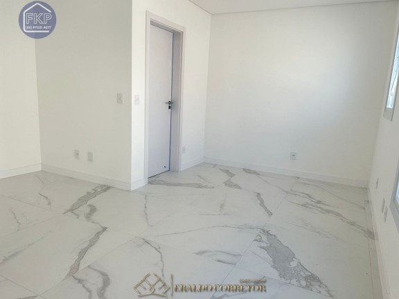 Imagem Casa com 4 Quartos à Venda, 606 m² em Ingleses Do Rio Vermelho - Florianópolis