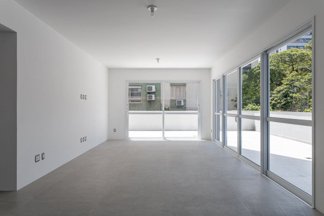 Imagem Apartamento com 3 Quartos à Venda, 250 m² em Auxiliadora - Porto Alegre