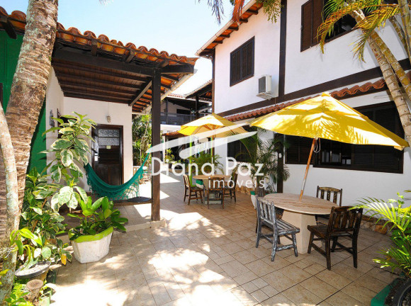 Imóvel Comercial à Venda, 400 m² em Centrocanto - Búzios