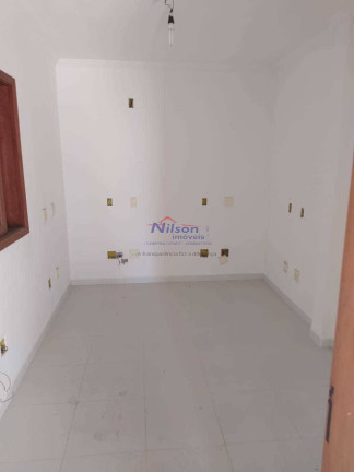 Imagem Casa com 3 Quartos à Venda, em Vila Galvão - Guarulhos Imagem Casa com 3 Quartos à Venda, em Vila Galvão - Guarulhos