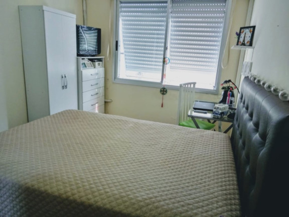 Imagem Imóvel com 2 Quartos à Venda, 57 m² em Camaquã - Porto Alegre Imagem Imóvel com 2 Quartos à Venda, 57 m² em Camaquã - Porto Alegre