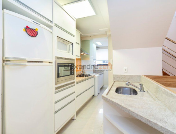Imagem Cobertura com 3 Quartos à Venda, 125 m² em Bombas - Bombinhas Imagem Cobertura com 3 Quartos à Venda, 125 m² em Bombas - Bombinhas