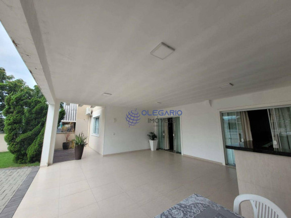 Imagem Sobrado com 4 Quartos à Venda, 233 m² em Armação - Penha Imagem Sobrado com 4 Quartos à Venda, 233 m² em Armação - Penha