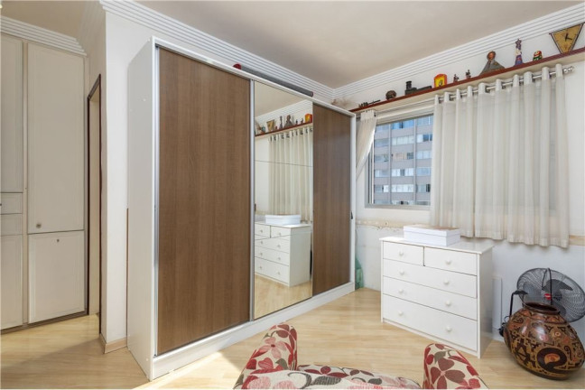 Imagem Apartamento com 3 Quartos à Venda, 208 m² em Moema - São Paulo Imagem Apartamento com 3 Quartos à Venda, 208 m² em Moema - São Paulo
