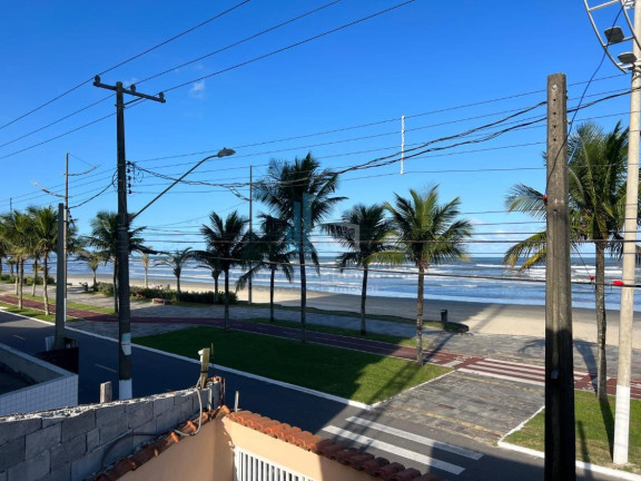 Imagem Casa com 2 Quartos à Venda, 50 m² em Guilhermina - Praia Grande Imagem Casa com 2 Quartos à Venda, 50 m² em Guilhermina - Praia Grande