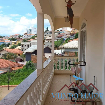 Imagem Casa com 3 Quartos à Venda, 360 m² em Sao Lourenço -mg - São Lourenço Imagem Casa com 3 Quartos à Venda, 360 m² em Sao Lourenço -mg - São Lourenço
