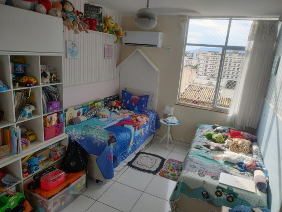 Imagem Imóvel com 2 Quartos à Venda, 70 m² em Praça Seca - Rio De Janeiro Imagem Imóvel com 2 Quartos à Venda, 70 m² em Praça Seca - Rio De Janeiro