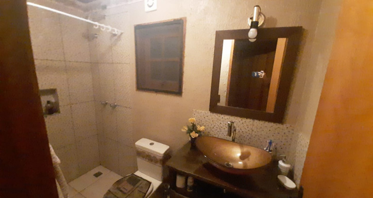 Imagem Sobrado com 5 Quartos à Venda, 200 m² em Estância Santa Maria Do Laranjal - Atibaia Imagem Sobrado com 5 Quartos à Venda, 200 m² em Estância Santa Maria Do Laranjal - Atibaia