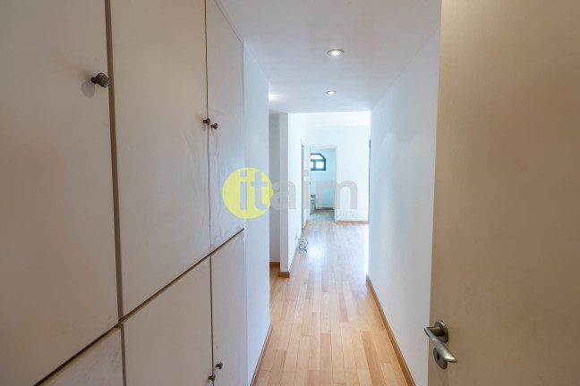 Imagem Apartamento com 3 Quartos para Alugar, 240 m² em Itaim Bibi - São Paulo
