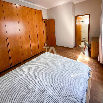 Imagem Casa à Venda, 250 m² em Vila Suiça - Pindamonhangaba Imagem Casa à Venda, 250 m² em Vila Suiça - Pindamonhangaba